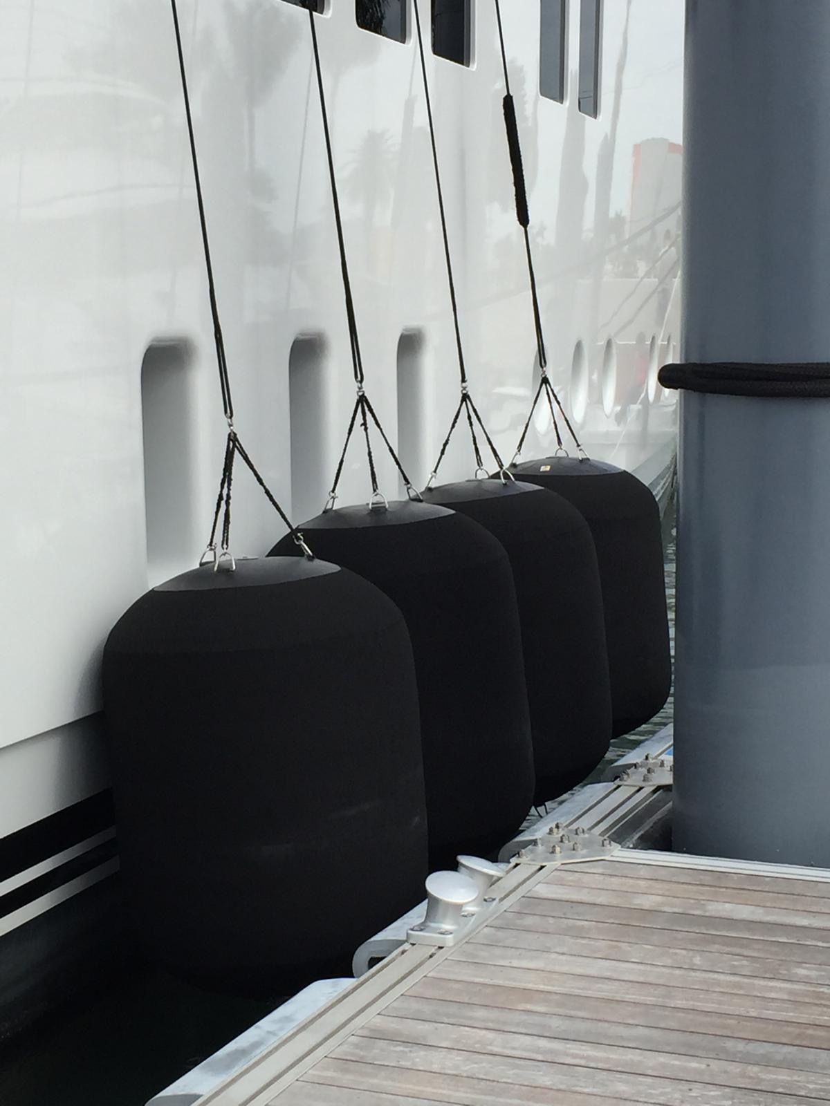 Inflatable fenders by SEARAFT